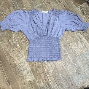 V-neck top. Mustard seed brand. Size small.